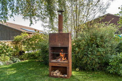 Zoom: Grill, Gartengrill, Outdoor-Cheminée